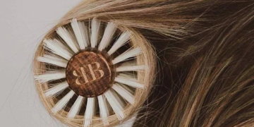 Boar-Bristle-Brush-wtdabuzz